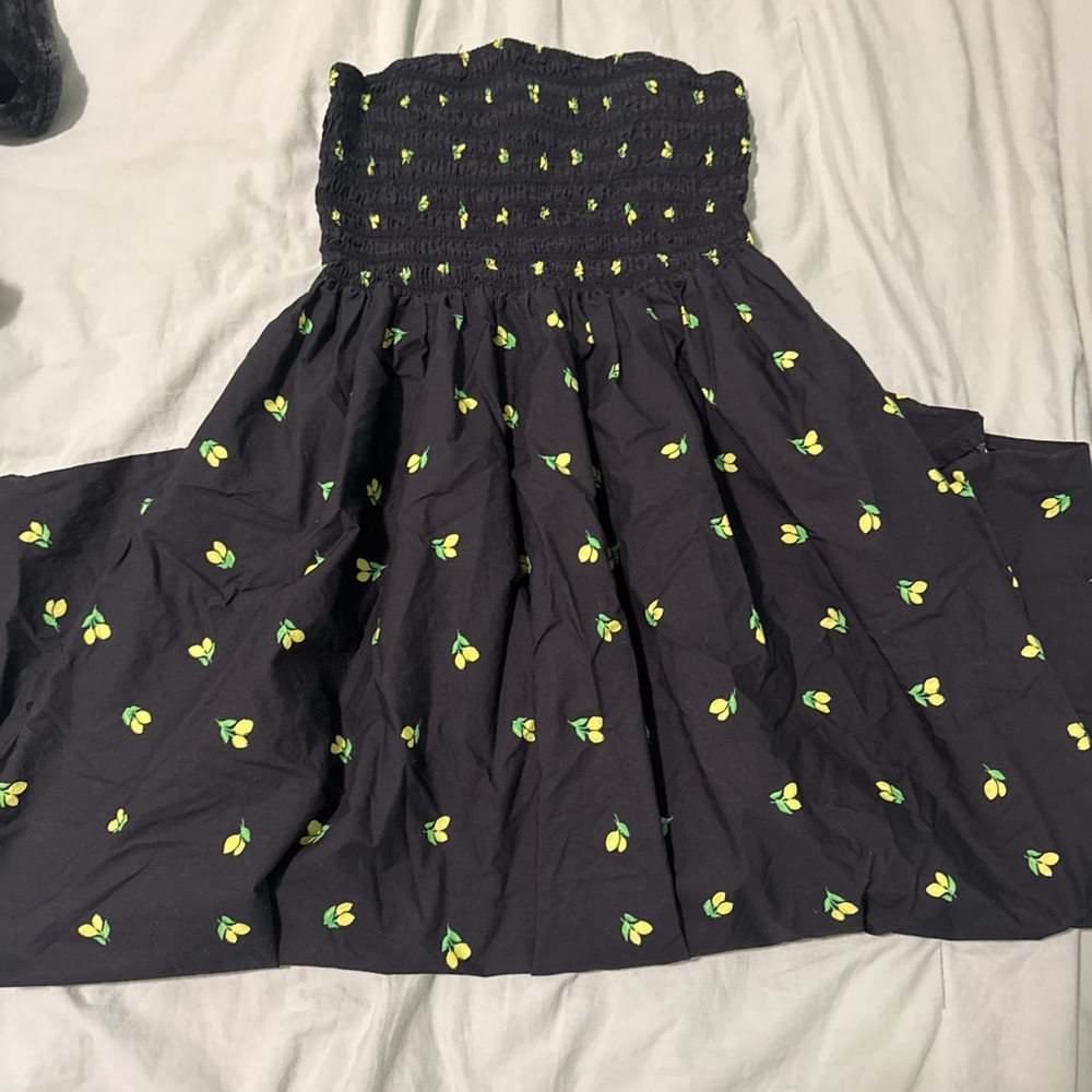 Black Strapless Dress with Yellow Lemon Pattern